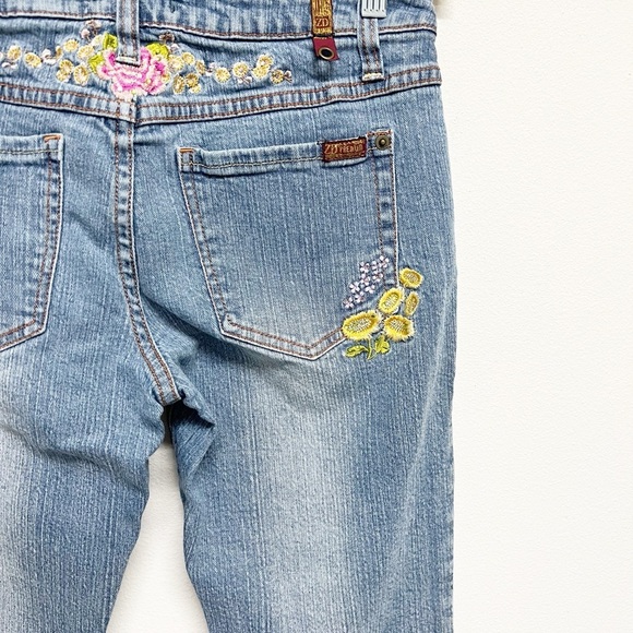 Zana Di Womens 90s Y2K Floral Embroidered Rhinestone Low Rise Flare Jean Size 9 - Picture 2 of 15